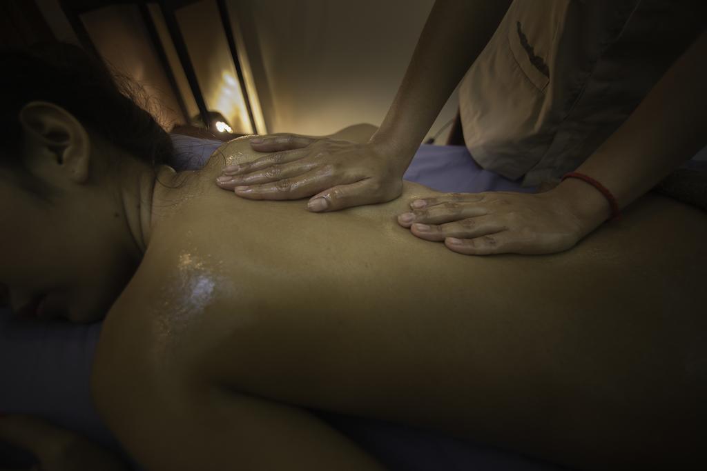 Paris Angkor Boutique 호텔 시엠리아프 외부 사진